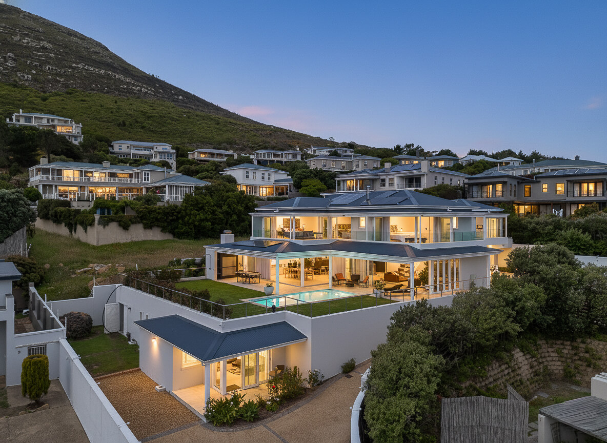 AI Dusk - Sixty 8 media